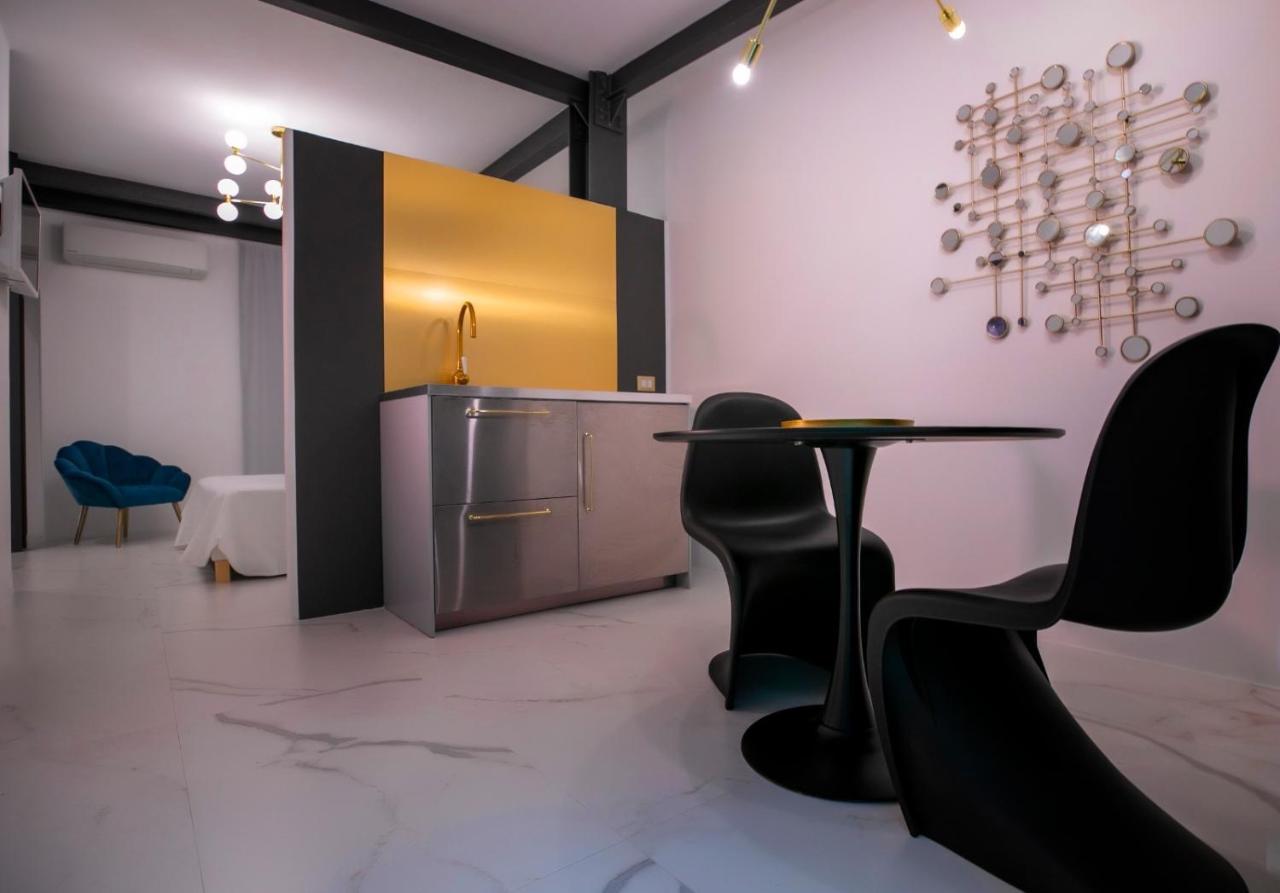 Azzoli Trapani - Apartments&Skypool - Adults Only Kültér fotó