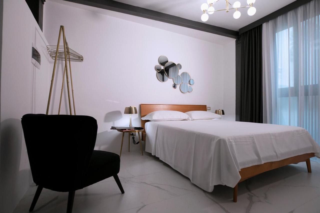 Azzoli Trapani - Apartments&Skypool - Adults Only Kültér fotó