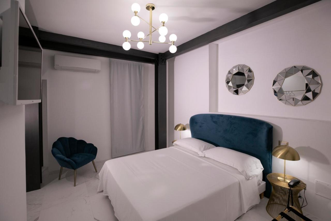 Azzoli Trapani - Apartments&Skypool - Adults Only Kültér fotó