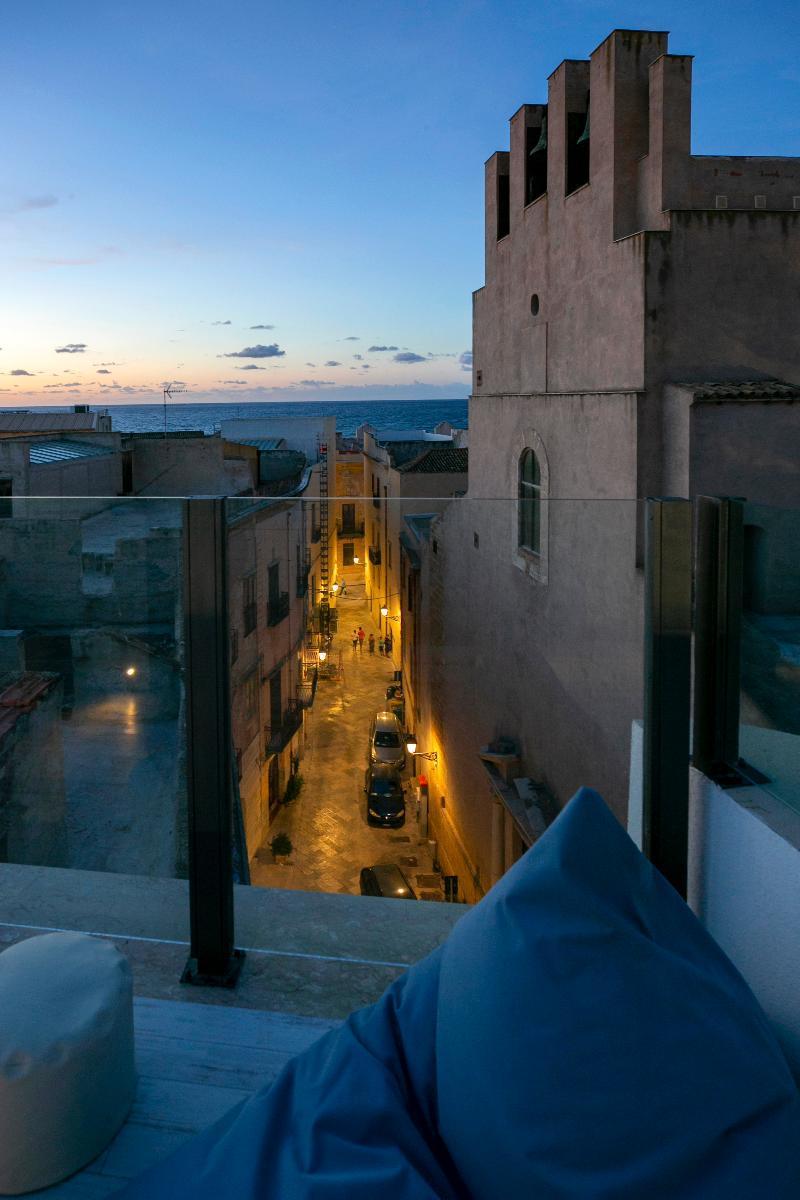 Azzoli Trapani - Apartments&Skypool - Adults Only Kültér fotó