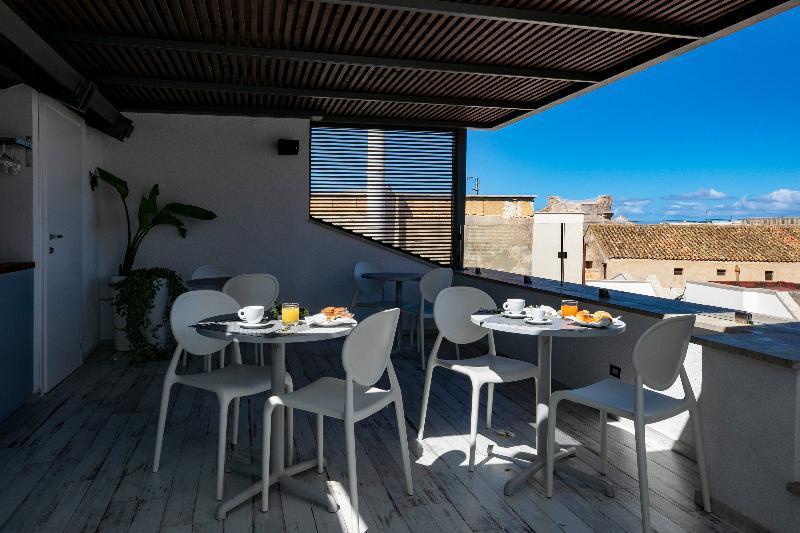 Azzoli Trapani - Apartments&Skypool - Adults Only Kültér fotó